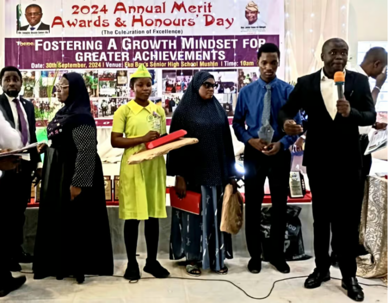 Muslim Adewale Wins ₦500,000 Scholarship for Outstanding WASSCE and UTME Performance